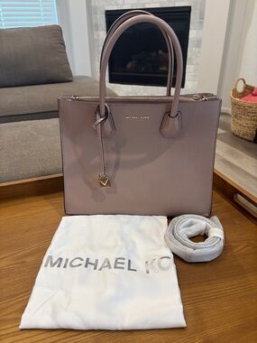 Authentic Michael Kors Mercer Tote